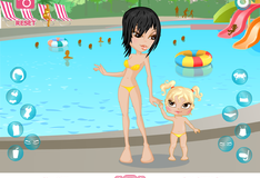 Игра Мама и дочь в аквапарке 